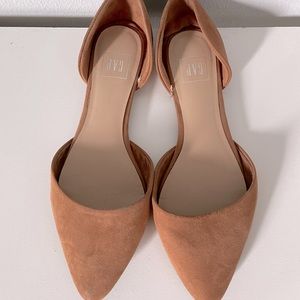 Gap Tan Pointed Toe Flats